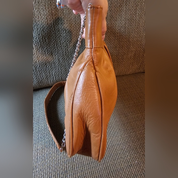 Free Endearment Kristel Crossbody Clutch Leather NWOT - Picture 7 of 14